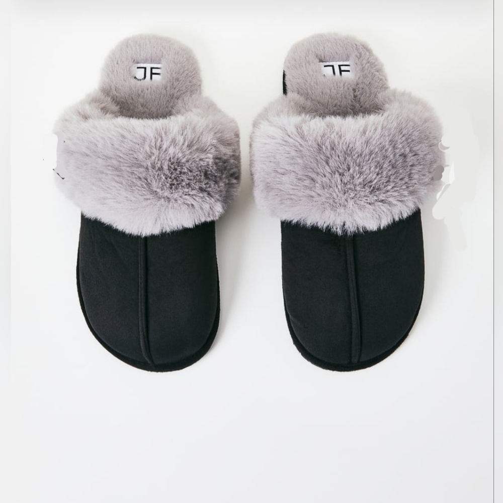 Harper Slipper Size Small